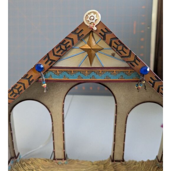 Hawthorne Village Nativity of the Christmas Star Light-Up Nativity Stable - Picture 10 of 11